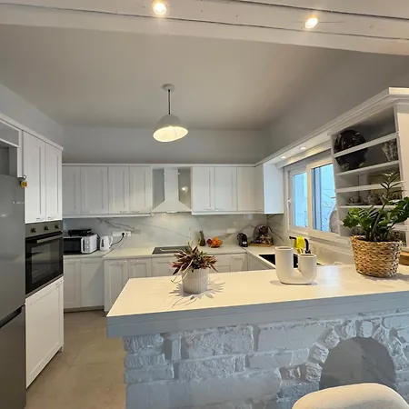 Holiday home La Vie Est Belle 3 Luxury Bbq Jacuzzi&view Pounda