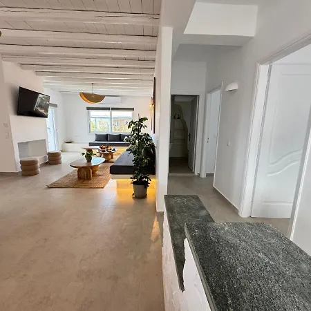 Holiday home La Vie Est Belle 3 Luxury Bbq Jacuzzi&view