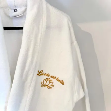 Holiday home La Vie Est Belle 3 Luxury Bbq Jacuzzi&view