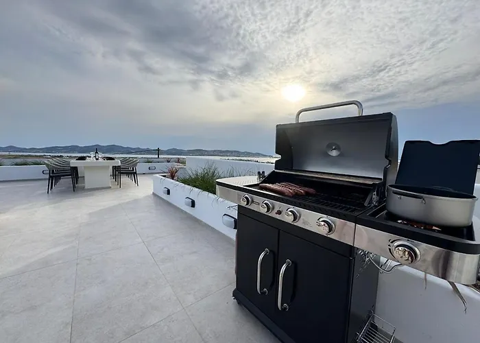 La Vie Est Belle 3 Luxury Bbq Jacuzzi&view