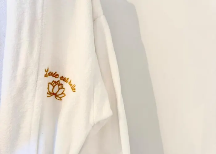 度假居 La Vie Est Belle 3 Luxury Bbq Jacuzzi&view 普恩达